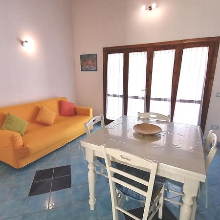 Appartamento centralissimo in San Tedoro San Teodoro  Esterno foto