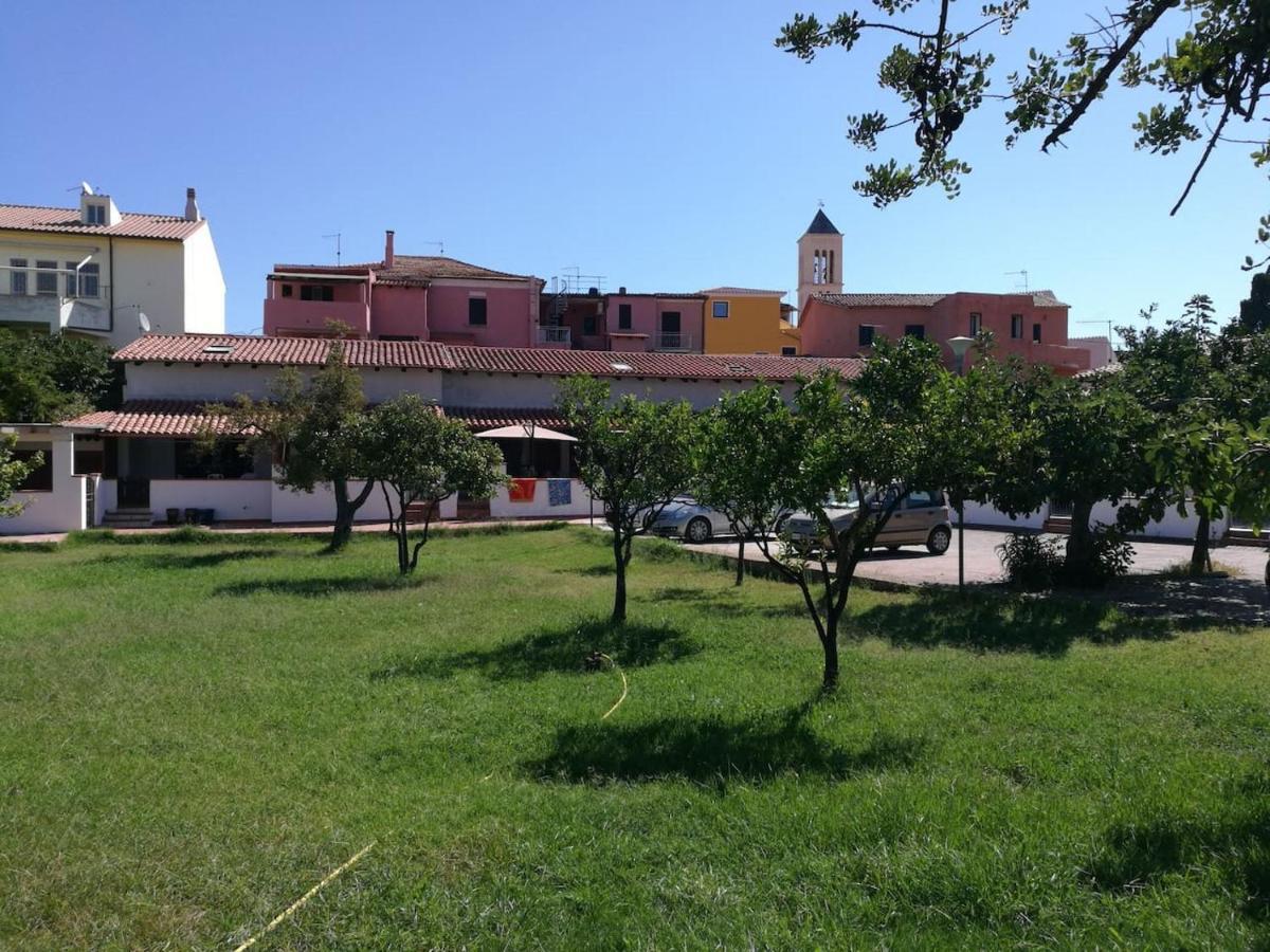 Appartamento centralissimo in San Tedoro San Teodoro  Esterno foto