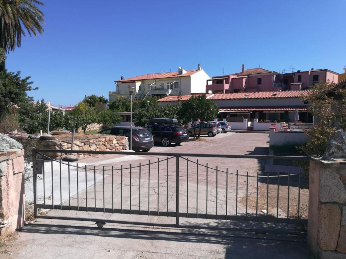 Appartamento centralissimo in San Tedoro San Teodoro  Esterno foto